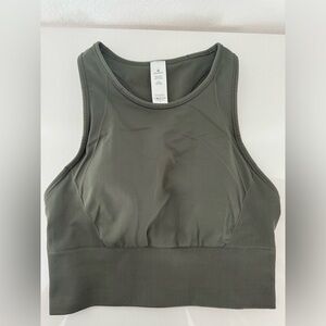 Lululemon sport bra size 4
